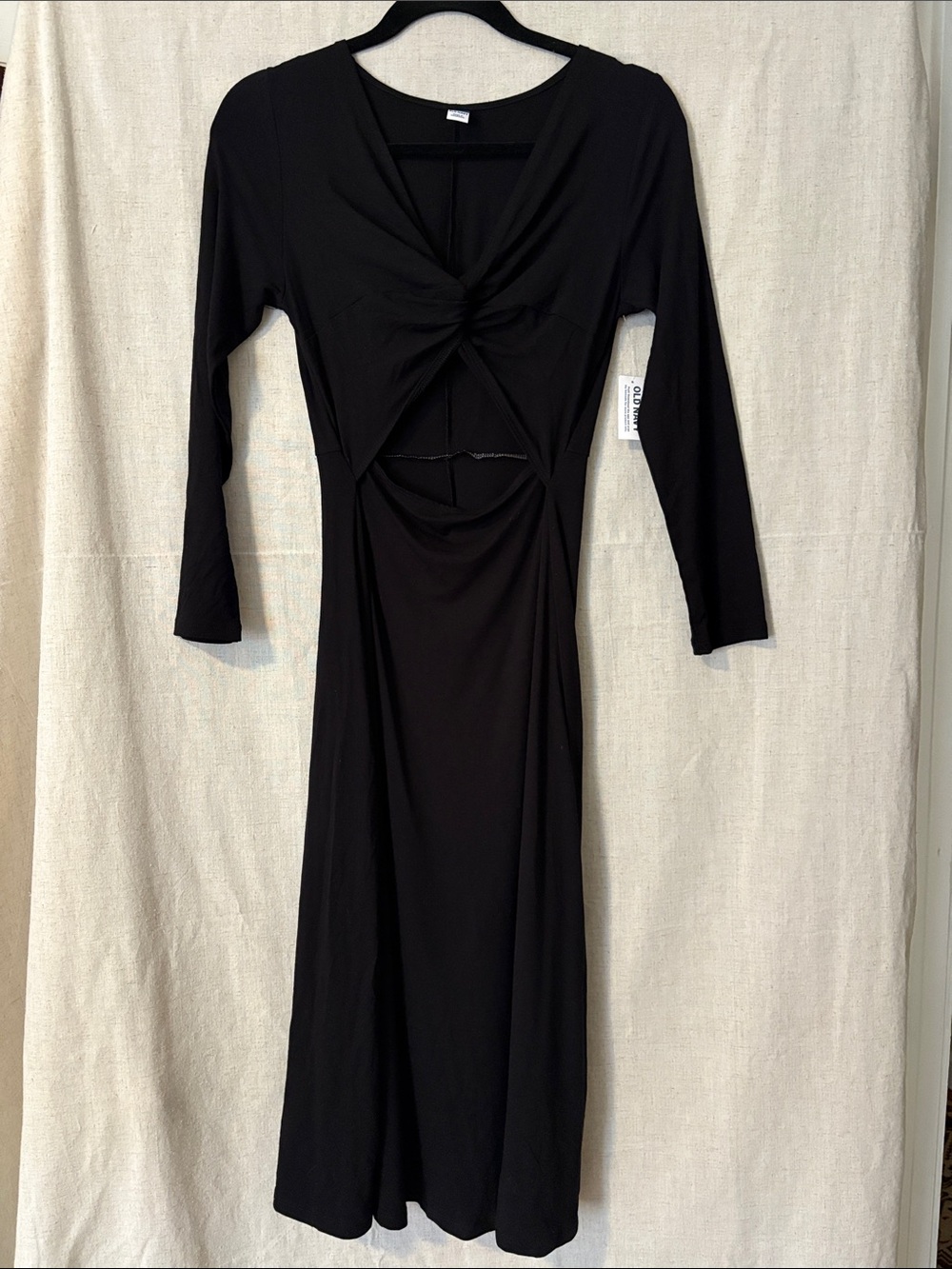 Old Navy Black Twist-Front Cutout Long Sleeve Midi Dress